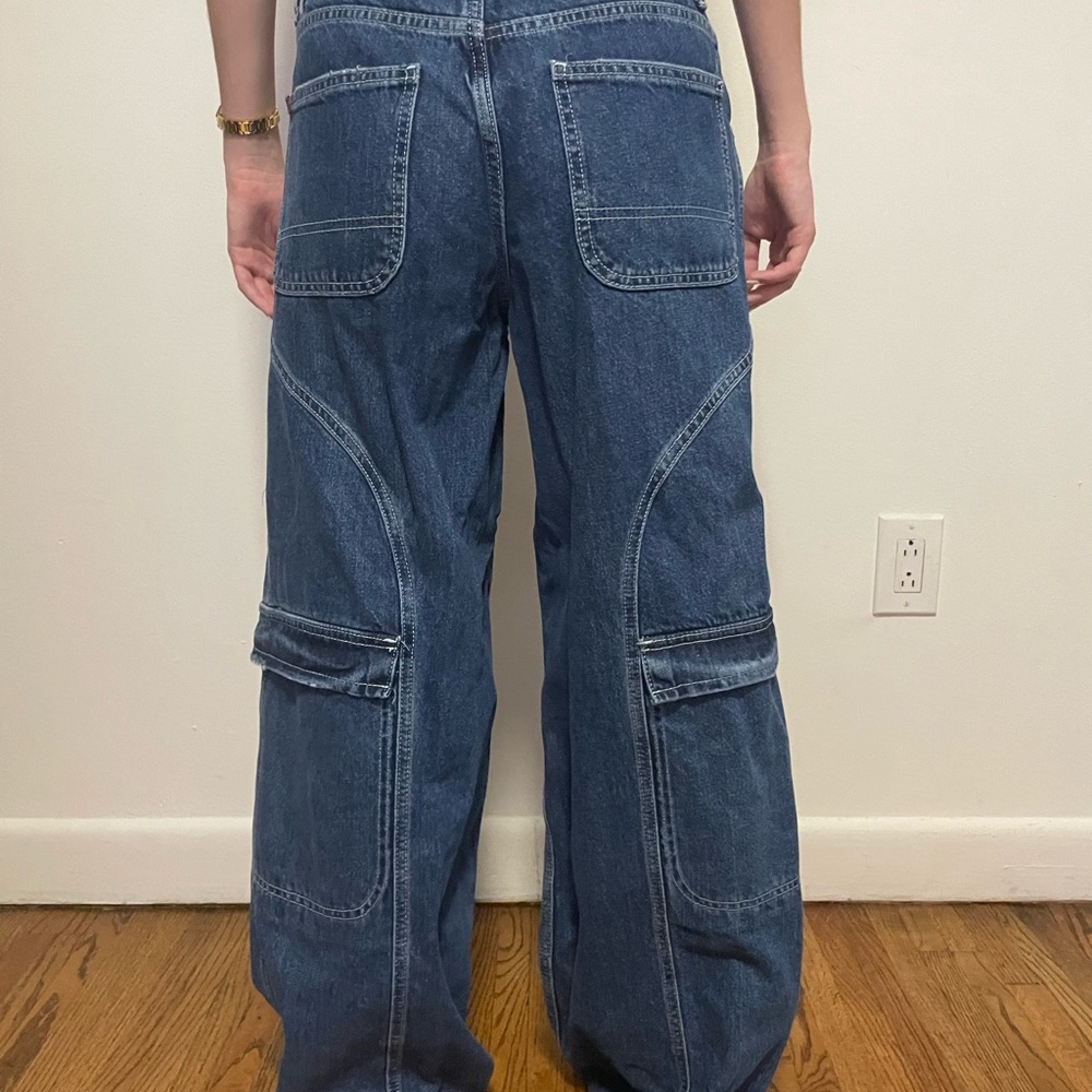 BDG low rise seamed Skate jeans in a size 27. Worn once, in very good condition